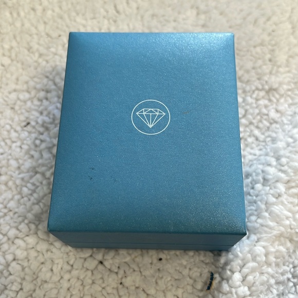 box only - Picture 1 of 3